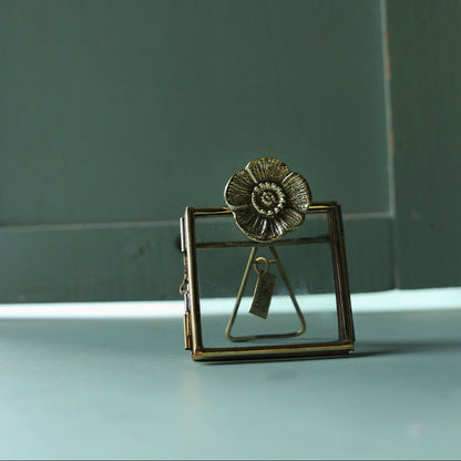 Mia Poppy Cornice Mini