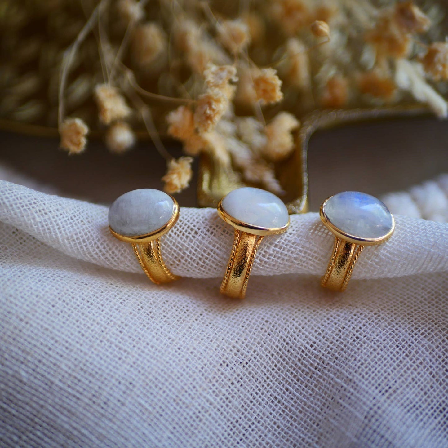 anello spirituale femminile pietra di luna