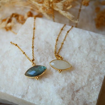 Collana Mahakali In Labradorite o Pietra Di Luna